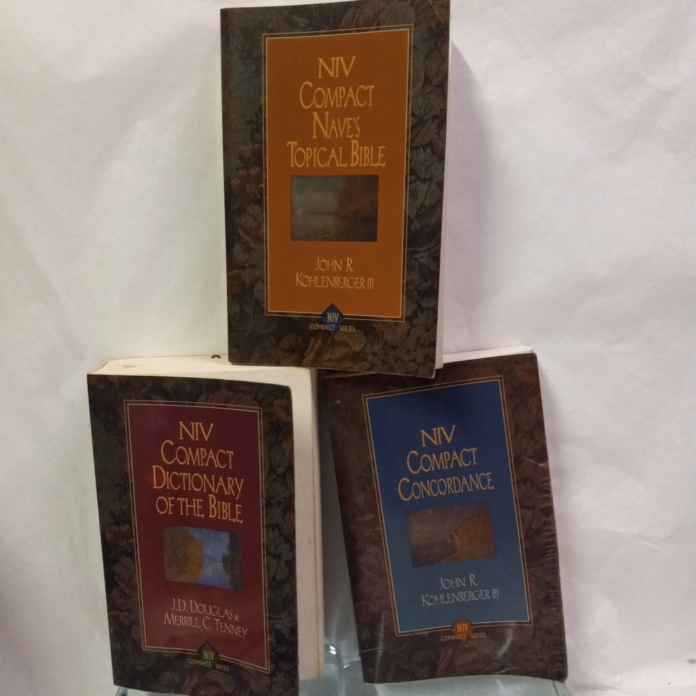Niv Compact Bible Series, Dictionary, Concordance ,Naves Topical Bible Zondervan